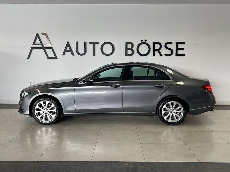 Gebraucht Mercedes E200 Exclusive 184 PS (135 kW) 2016 Grau Limousine