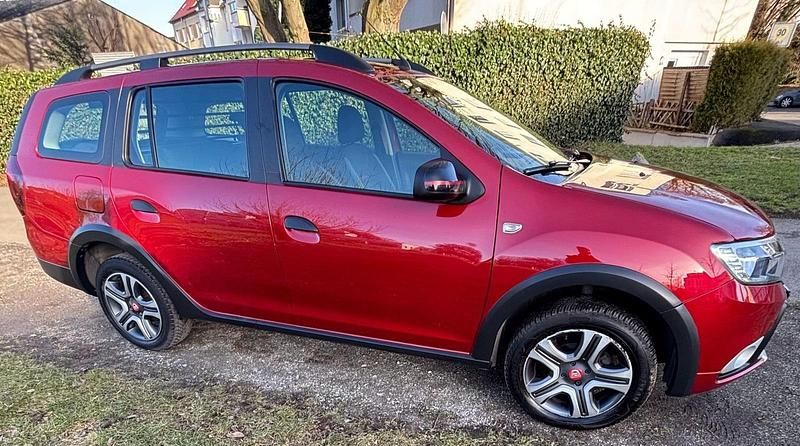 Gebraucht Dacia Logan 90 PS (66 kW) 2020 Rot Kombi