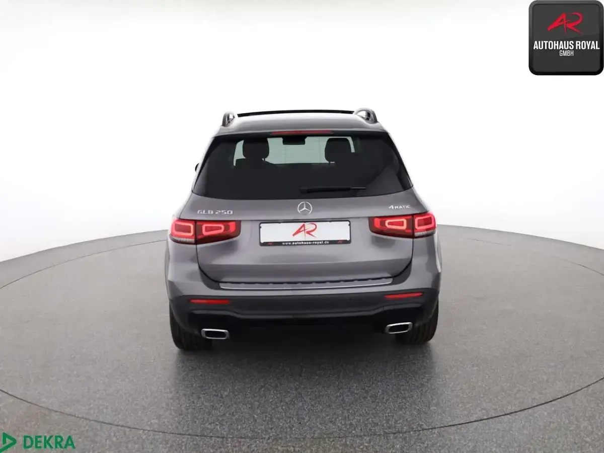 Gebraucht Mercedes GLB250 Progressive 224 PS (164 kW) 2020 Mountaingrau SUV