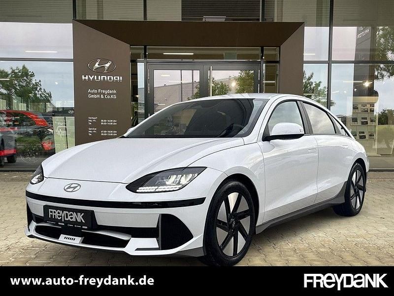 Serenity white pearl / mic Gebraucht 2023 Hyundai Ioniq 6 Limousine | 26.999 € (Guter Preis) - Bild 1/4