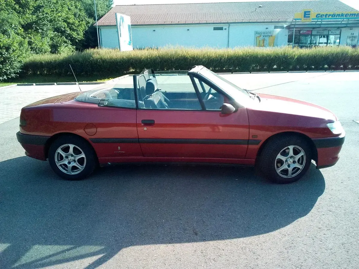 Gebraucht Peugeot 306 Cabriolet 89 PS (65 kW) 1997 Rot Cabrio