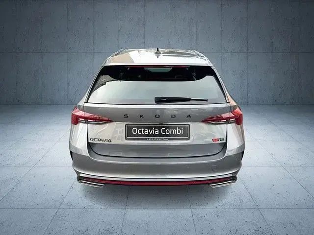 Gebraucht Skoda Octavia RS 200 PS (147 kW) 2022 Grau Kombi
