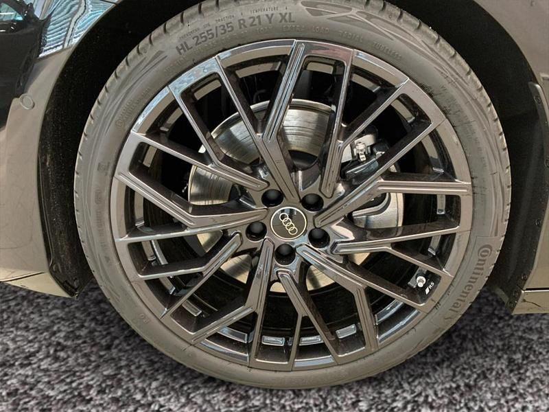 Gebraucht Audi A6 Edition .1 204 PS (150 kW) 2025 Mythosschwarz metallic Kombi