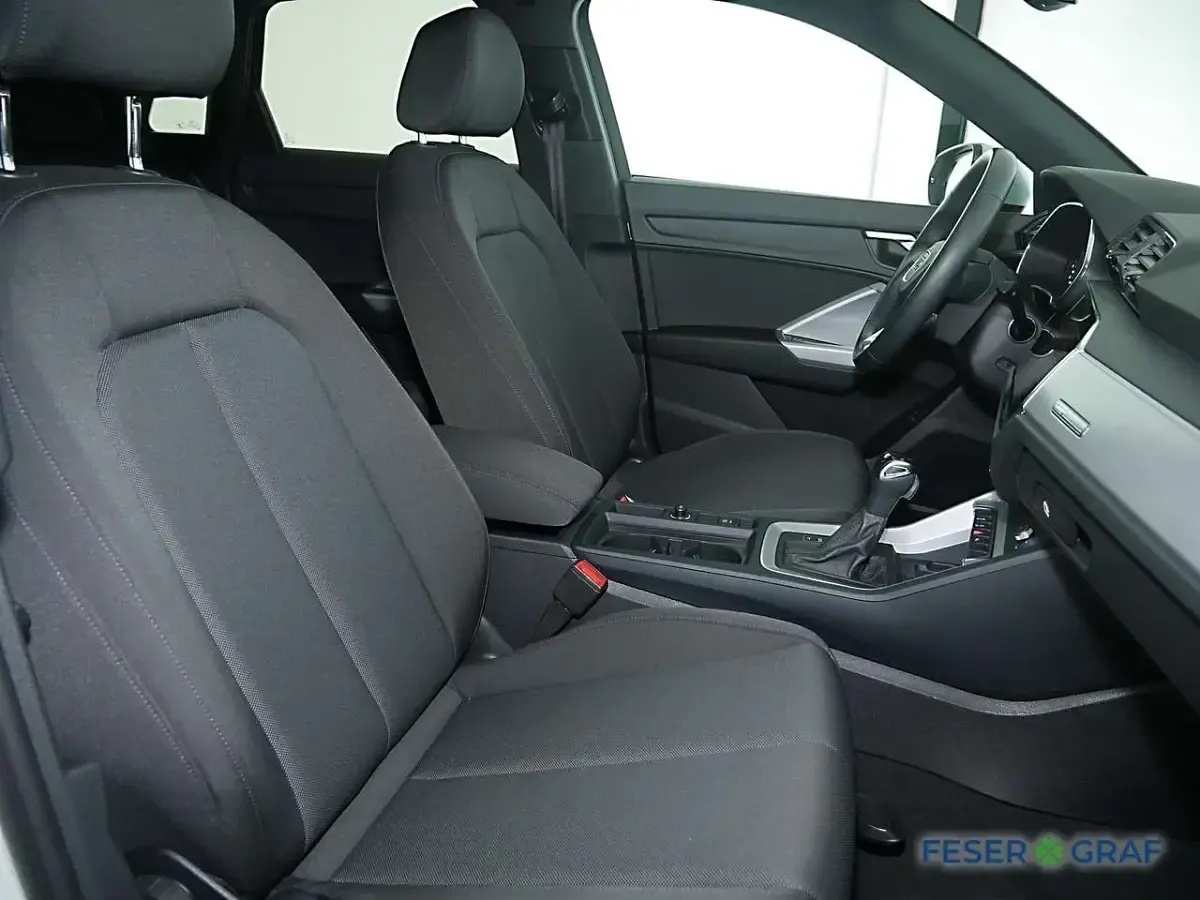 Usata Audi Q3 S-Line 150 CV (110 kW) 2024 Bianco SUV