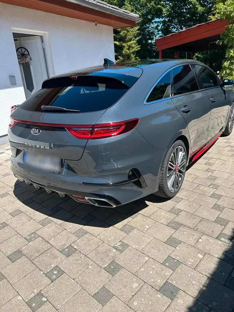 Gebraucht Kia ProCeed GT GT 204 PS (150 kW) 2021 Grau Kleinwagen