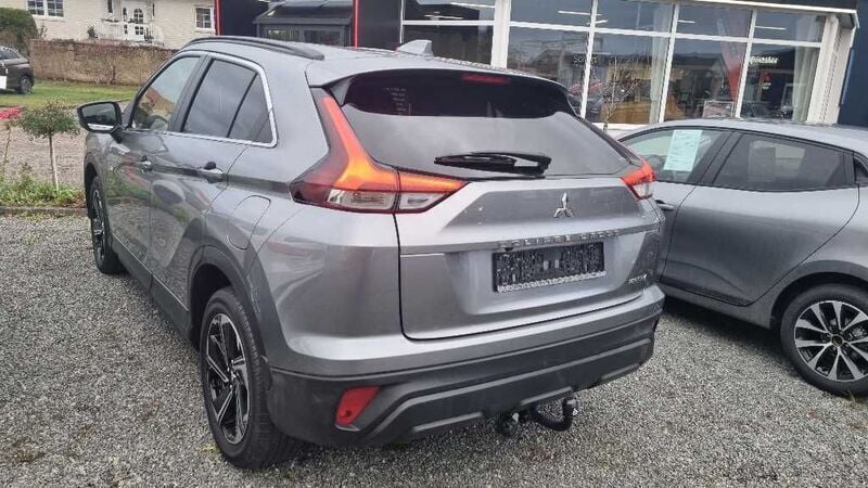 Second-hand Mitsubishi Eclipse Cross Basis 98 CP (72 kW) 2022 Gri SUV