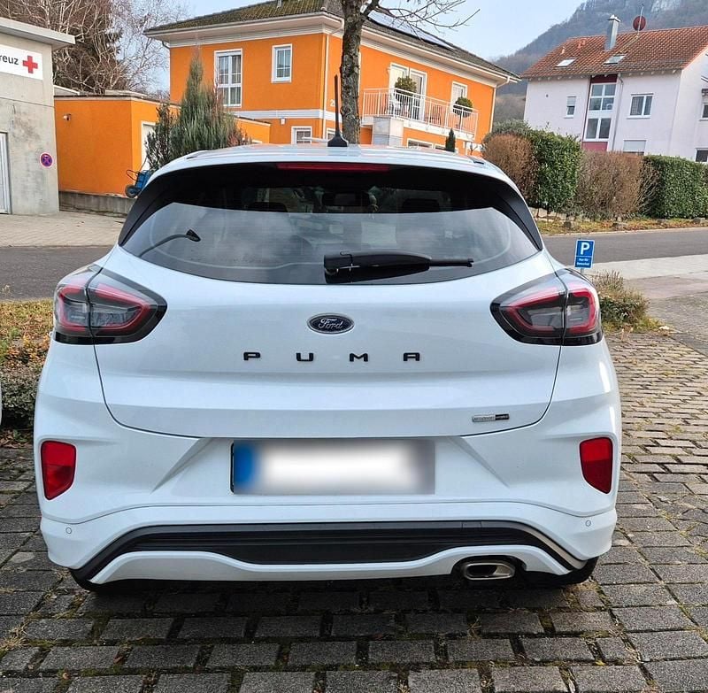 Gebraucht Ford Puma ST-Line 125 PS (91 kW) 2021 Weiß SUV