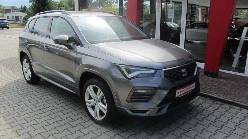 Graphitgrau Gebraucht 2023 Seat Ateca FR SUV | 31.800 € (Etwas zu teuer) - Bild 1/4