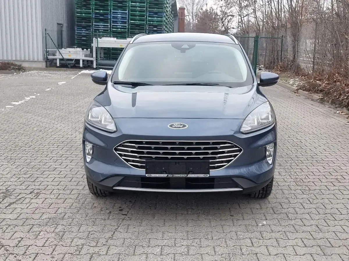 Gebraucht Ford Kuga Titanium 225 PS (165 kW) 2022 Blau SUV