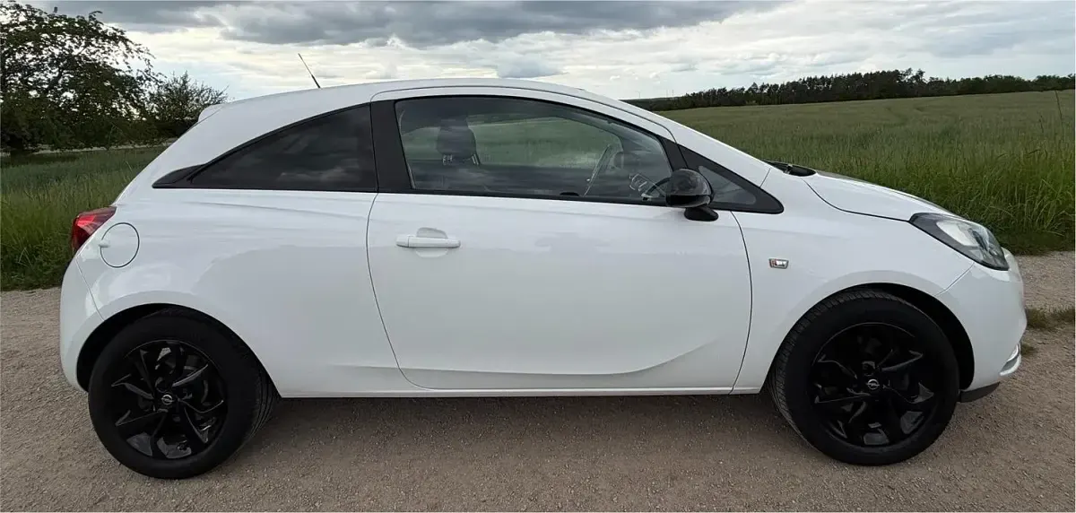 Gebraucht Opel Corsa Color Edition 100 PS (73 kW) 2018 Weiß Kleinwagen