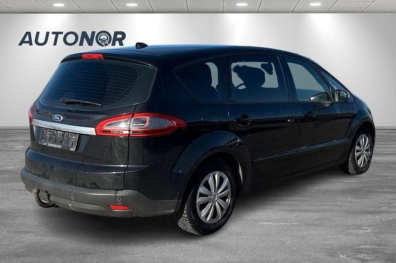 Gebraucht Ford S-MAX S 163 PS (119 kW) 2014 Schwarz Van / Kleinbus