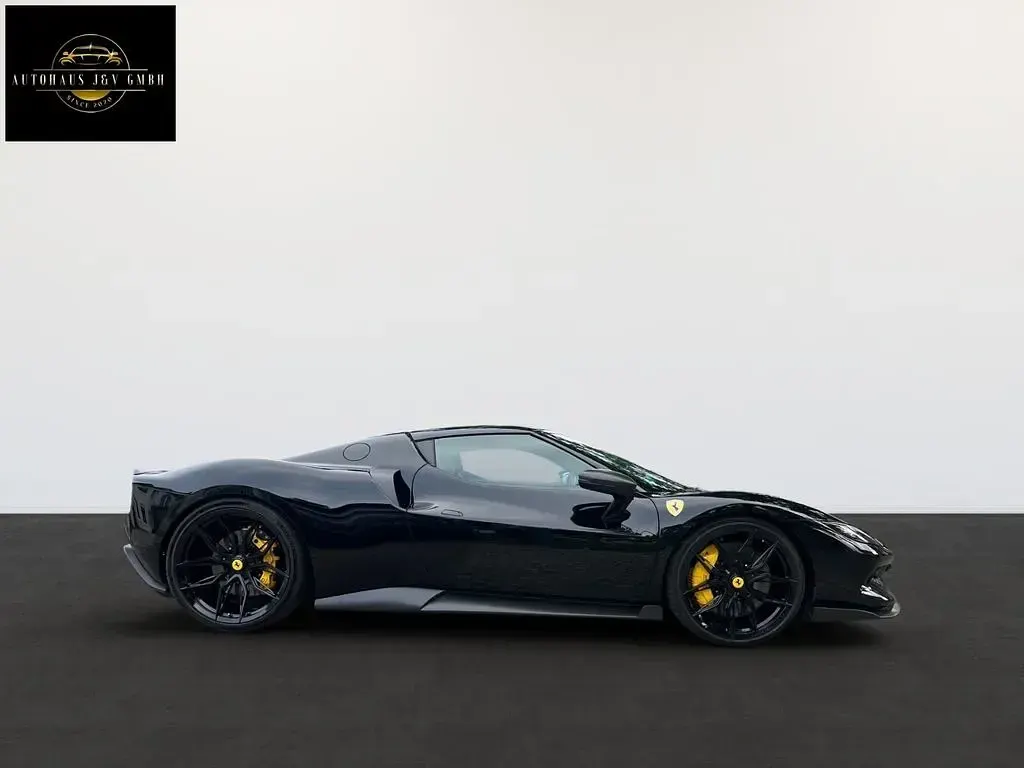 Gebraucht Ferrari 296 829 PS (609 kW) 2023 Nero ds 1250 Coupé