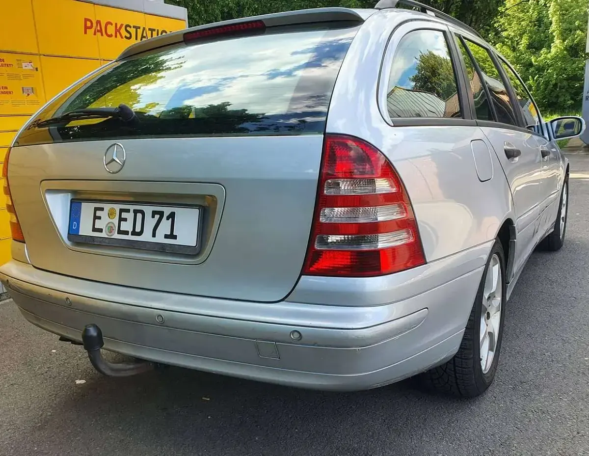 Gebraucht Mercedes C200 Elegance 122 PS (89 kW) 2006 Silber Kombi