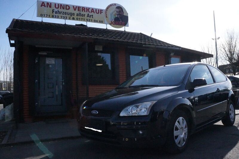 Blau Gebraucht 2007 Ford Focus Style Kleinwagen | 990 € (Superpreis) - Bild 1/4