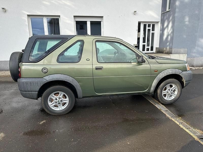 Gebraucht Land Rover Freelander 120 PS (88 kW) 2001 Grün SUV