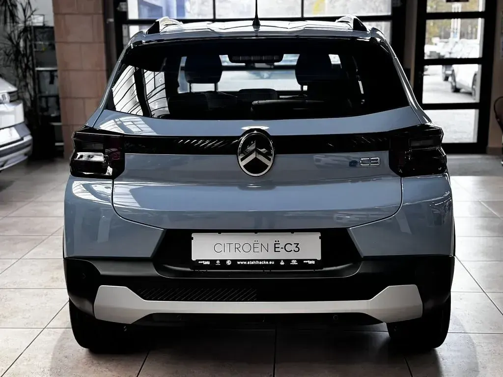 Gebraucht Citroën e-C3 83 kW (113 PS) 2025 Blau Limousine