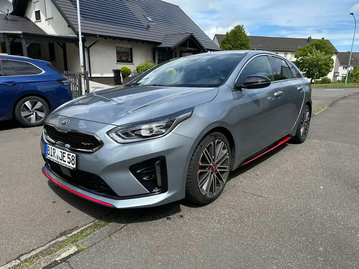 Gebraucht Kia ProCeed Comfort 204 PS (150 kW) 2021 Grau Kombi