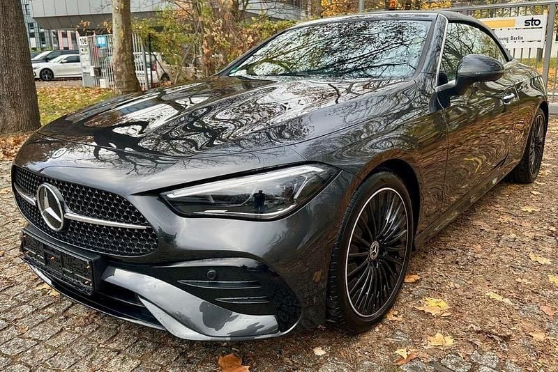 Grau Gebraucht 2024 Mercedes 220 AMG line Cabrio | 53.990 € (Fairer Preis) - Bild 1/4