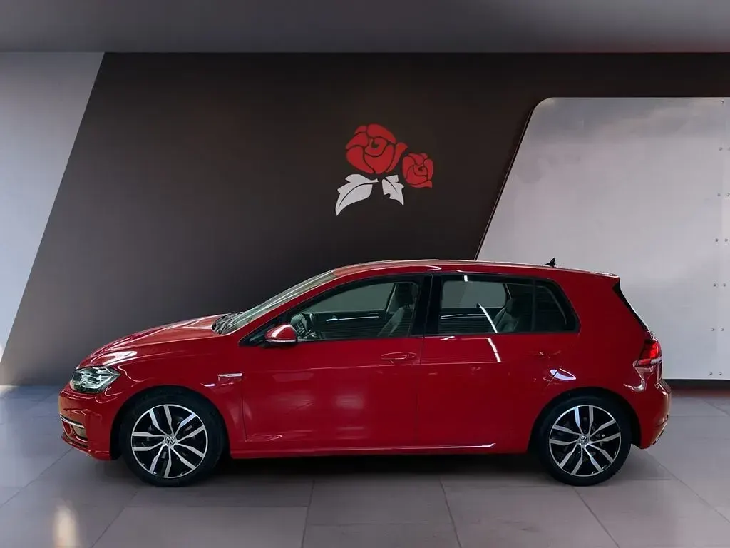 Gebraucht VW Golf VII Highline 131 PS (96 kW) 2019 Tornadorot Limousine