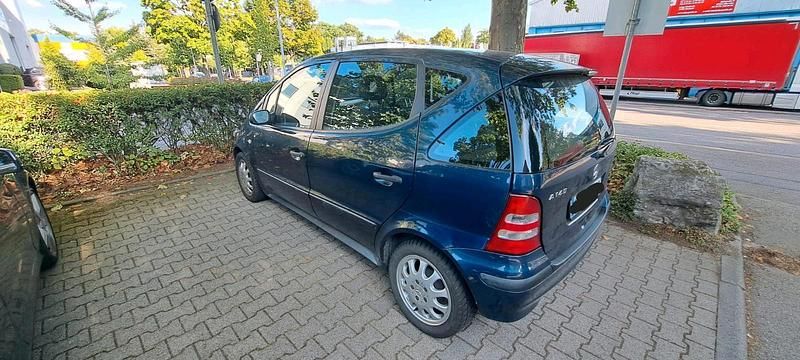 Gebraucht Mercedes A140 80 PS (58 kW) 2002 Blau Kleinwagen