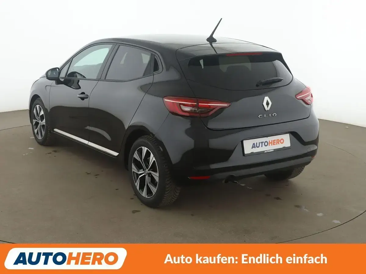 Brugt Renault Clio V Evolution 101 HK (74 kW) 2022 Sort Sedan