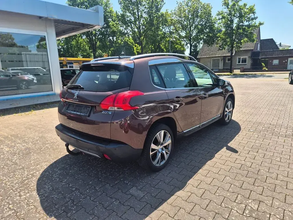 Gebraucht Peugeot 2008 Allure 120 PS (88 kW) 2015 Braun SUV