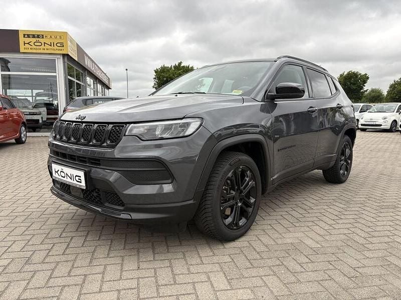 Graphite grey Gebraucht 2023 Jeep Compass Night Eagle SUV | 28.880 € (Fairer Preis) - Bild 1/4
