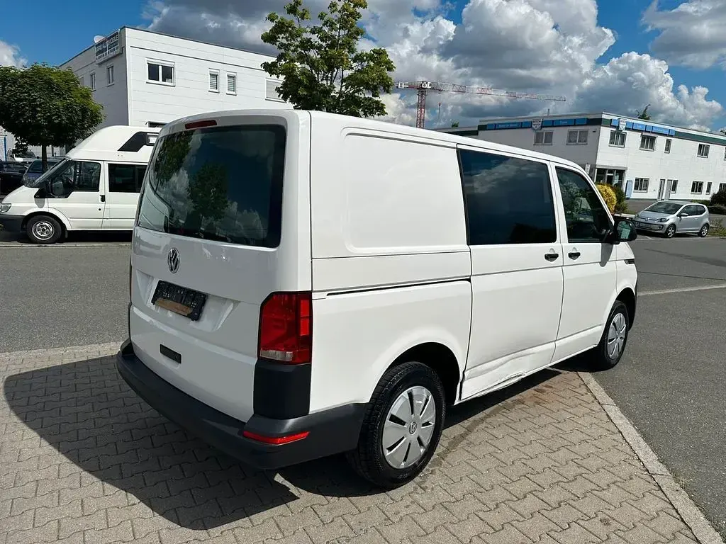 Gebraucht VW Transporter 110 PS (80 kW) 2022 Weiß Van