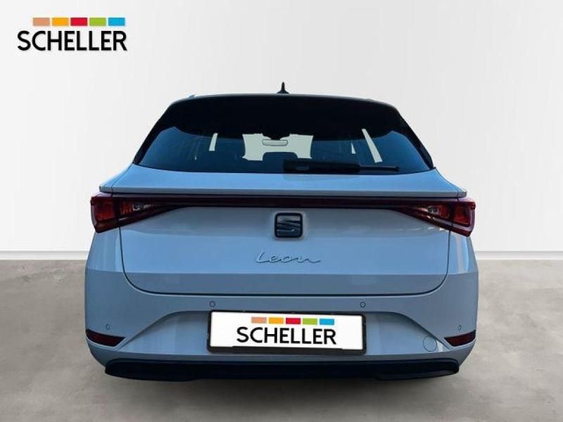 Gebraucht Seat Leon XCELLENCE 116 PS (85 kW) 2022 Candy weiss Kombi