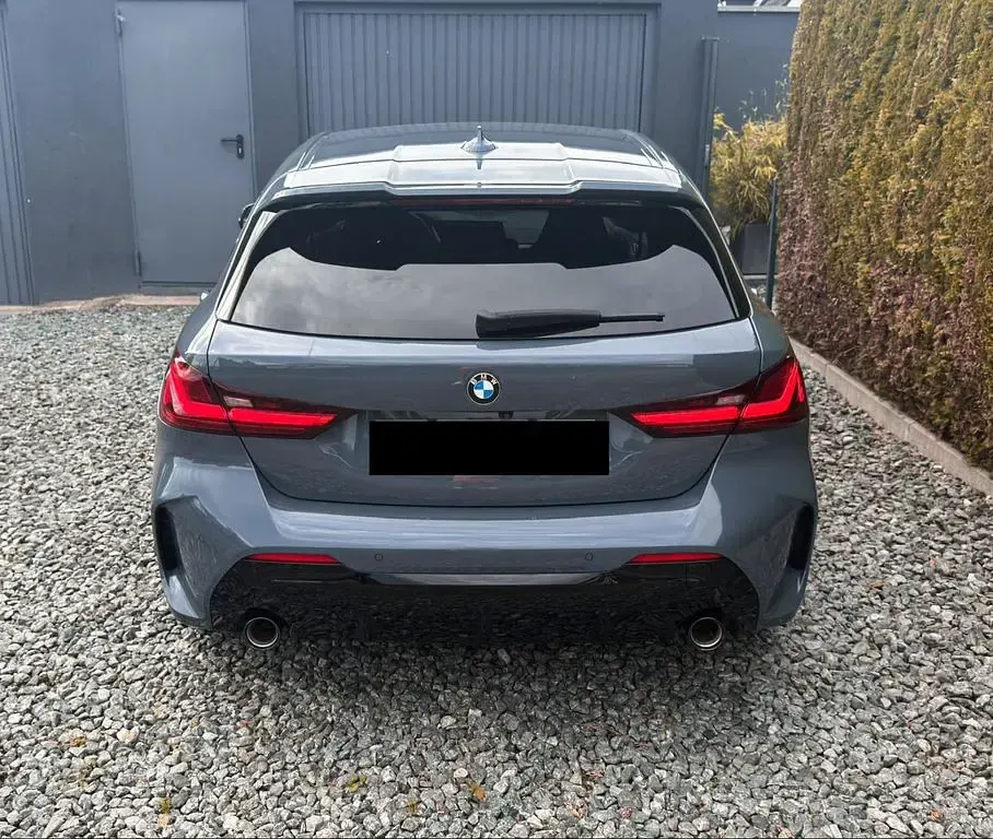 Gebraucht BMW 118 M Sport 150 PS (110 kW) 2020 Grau Kleinwagen