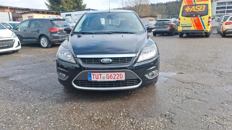 Gebraucht Ford Focus 101 PS (74 kW) 2011 Schwarz Limousine