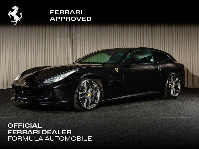 Gebraucht Ferrari GTC4Lusso 610 PS (448 kW) 2018 Schwarz Kombi