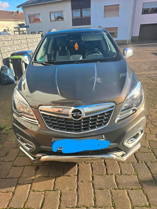 Grau Gebraucht 2015 Opel Mokka SUV | 10.800 € - Bild 1/4