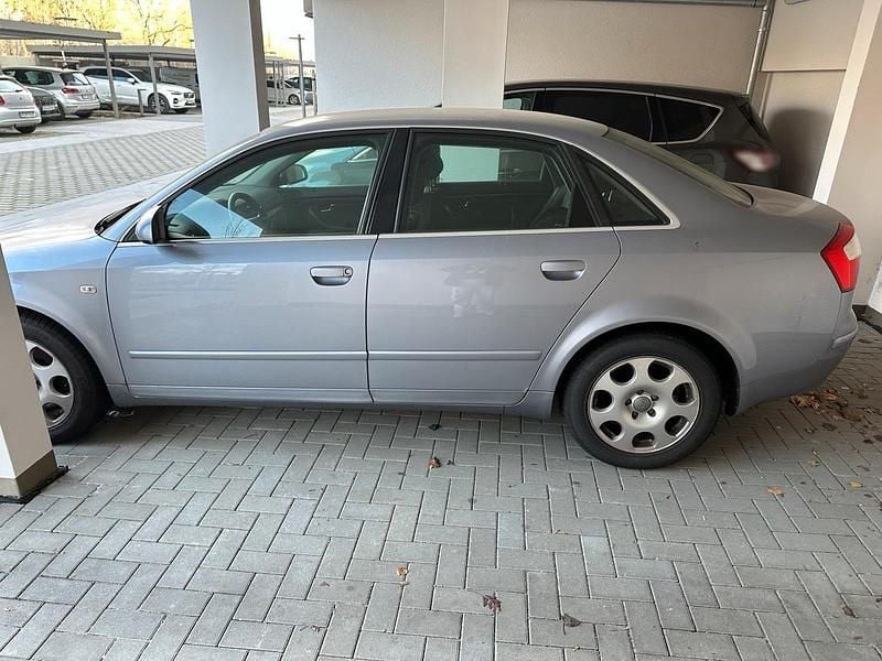 Gebraucht Audi A4 165 PS (121 kW) 2003 Silber Limousine