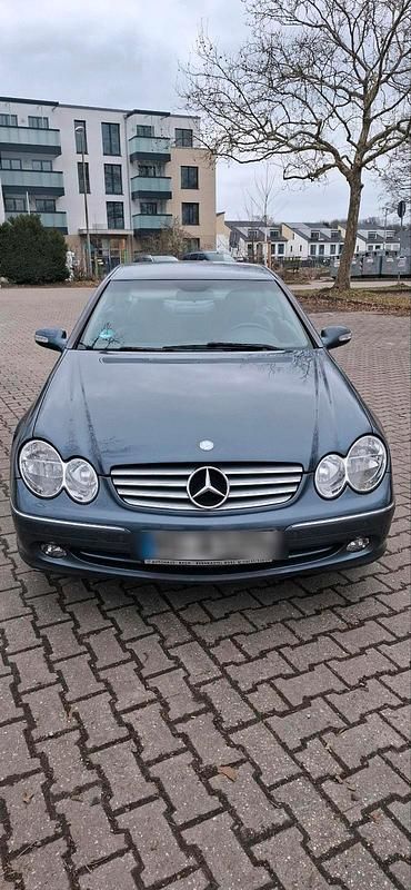 Blau Gebraucht 2003 Mercedes CLK200 Coupé | 3.500 € (Fairer Preis) - Bild 1/4