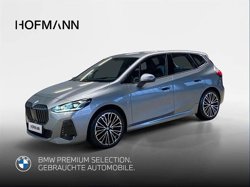 Skyscraper grau metallic Gebraucht 2023 BMW 218 Active Tourer Luxury Line Van / Kleinbus | 28.202 € (Fairer Preis) - Bild 1/3