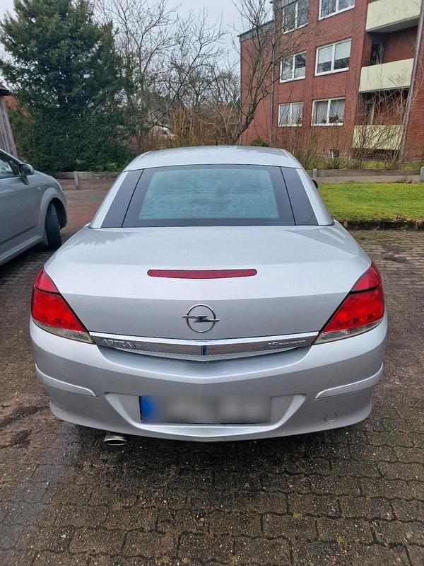 Gebraucht Opel Astra Cabriolet 105 PS (77 kW) 2007 Silber Cabrio