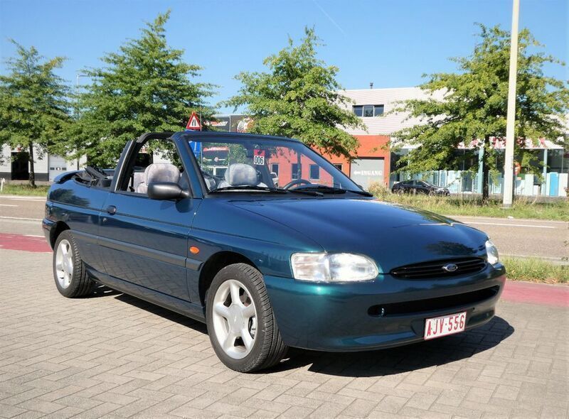 Grün Gebraucht 1996 Ford Escort Cabriolet Cabrio | 14.500 € - Bild 1/4