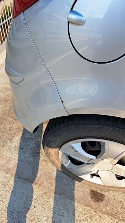 Gebraucht Opel Corsa 80 PS (58 kW) 2007 Silber Kleinwagen