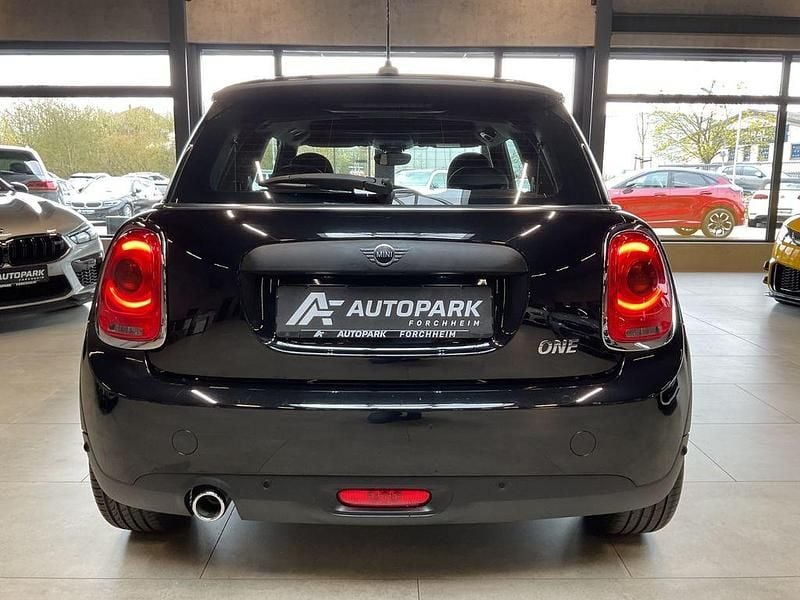 Gebraucht Mini ONE 105 PS (77 kW) 2020 Schwarz Kleinwagen