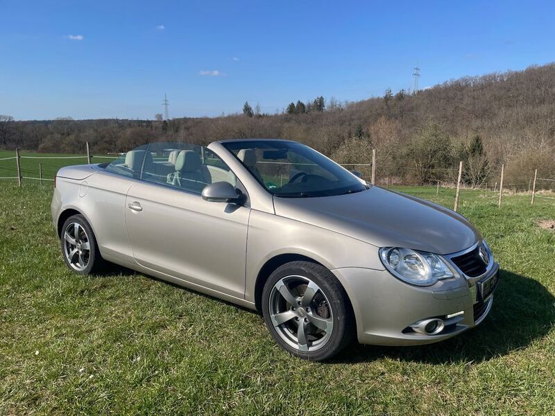 Gold Gebraucht 2006 VW Eos Cabrio | 5.100 € (Fairer Preis) - Bild 1/4