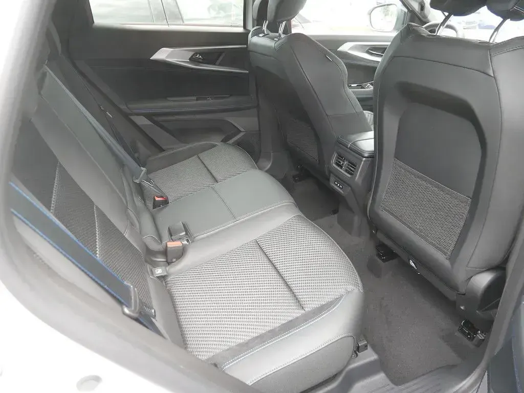 Neu Renault Austral Esprit Alpine 148 PS (108 kW) 2026 Perlmuttweiss SUV