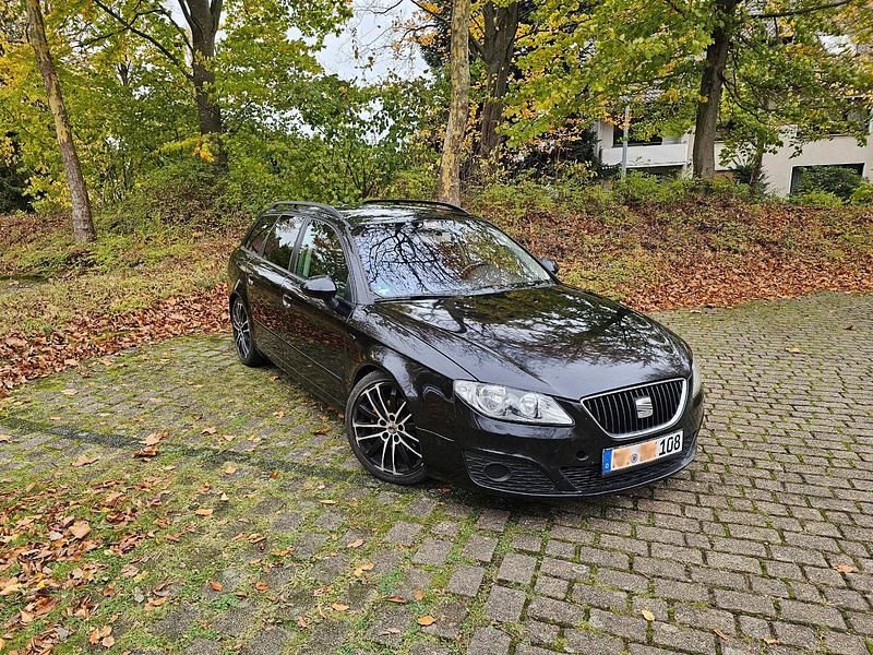 Schwarz Gebraucht 2010 Seat Exeo Kombi | 4.999 € (Teuer) - Bild 1/4
