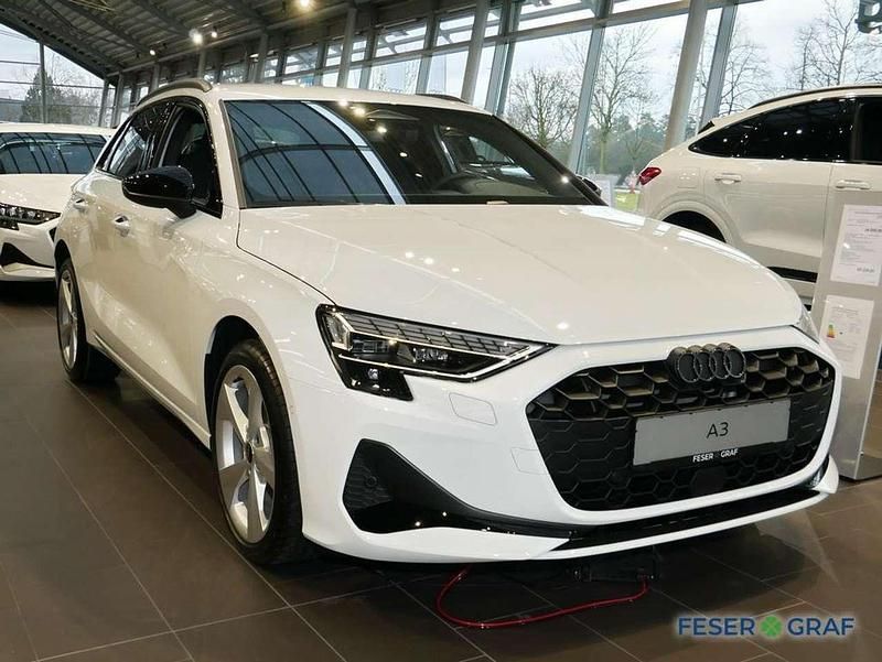 Neu Audi A3 Ambiente 116 PS (85 kW) 2026 Gletscherweiß Limousine