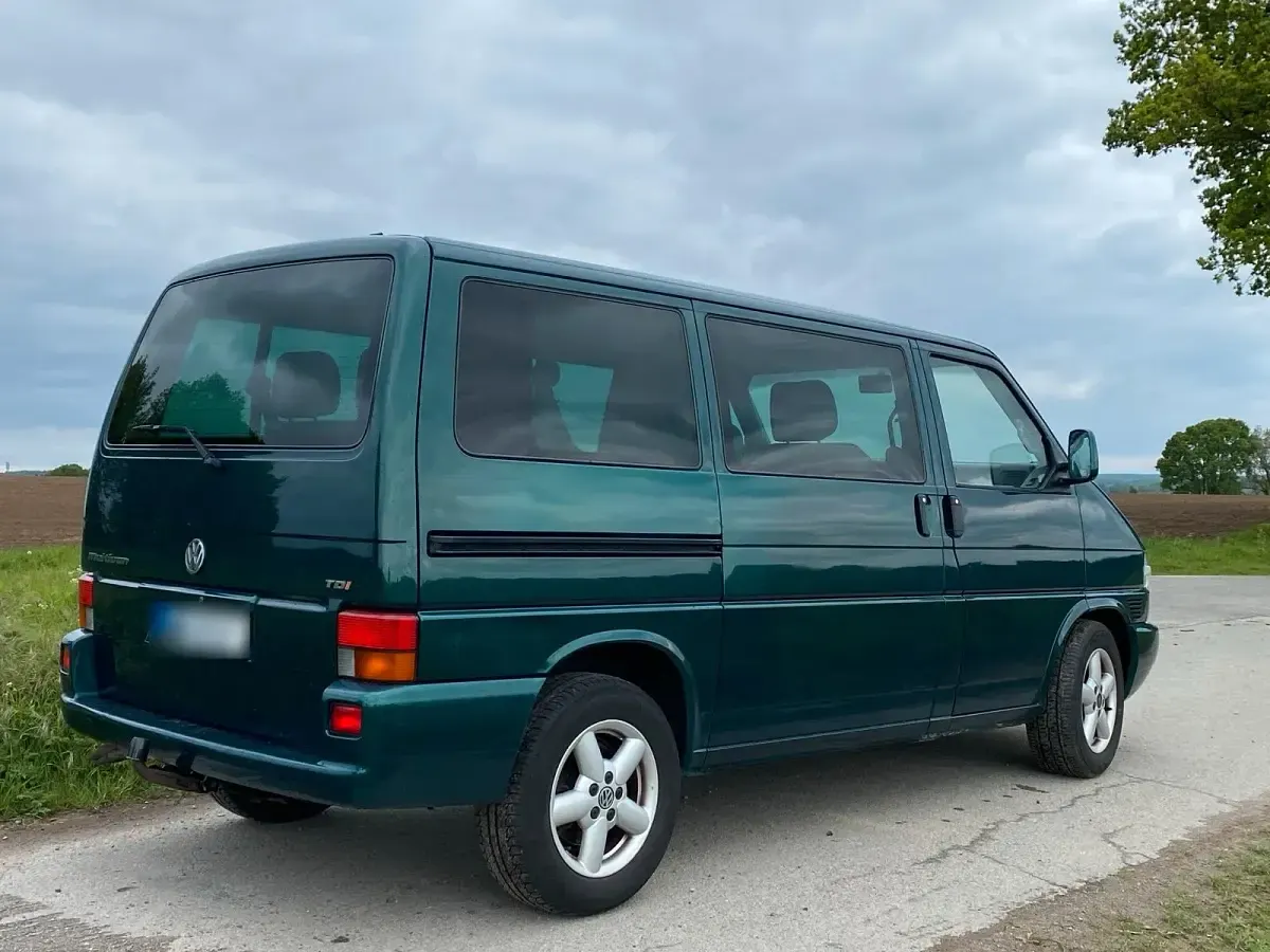 Używany VW T4 151 KM (111 kW) 2001 Zielony Van