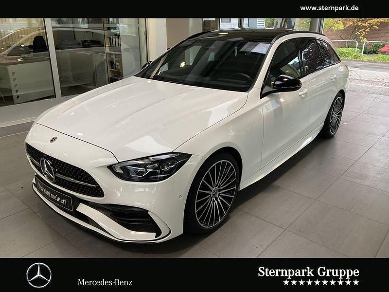 Weiß Gebraucht 2022 Mercedes C180 AMG Limousine | 31.990 € (Etwas zu teuer) - Bild 1/4