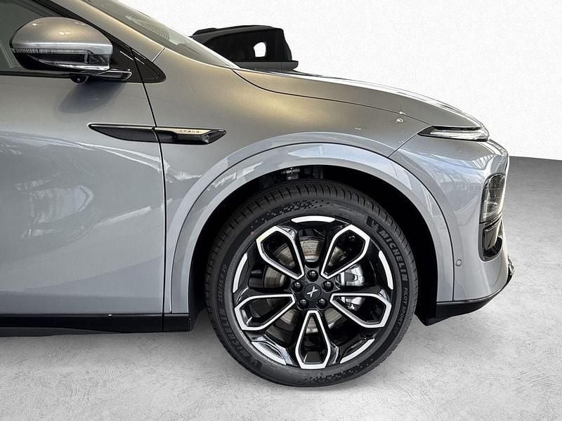 Neu XPENG G6 AWD Performance 358 kW (487 PS) 2026 Grau SUV