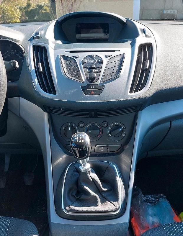 Second-hand Ford C-MAX 100 CP (73 kW) 2014 Negru Monovolum