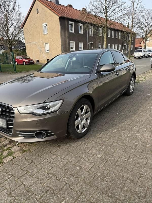 Gebraucht Audi A6 204 PS (150 kW) 2014 Grau Limousine