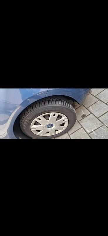 Second-hand Ford Focus 116 CP (85 kW) 2004 Albastru Break
